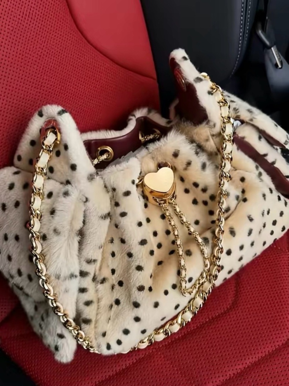 Plush Heart-Detail Drawstring Shoulder Bag in Cream Spot